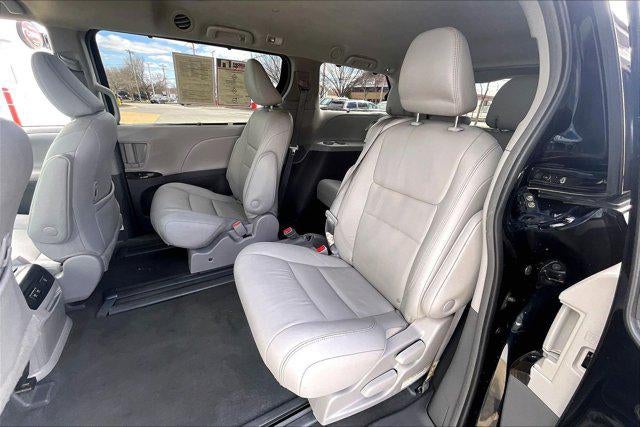 2019 Toyota Sienna XLE