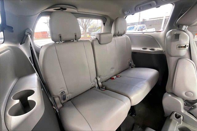 2019 Toyota Sienna XLE