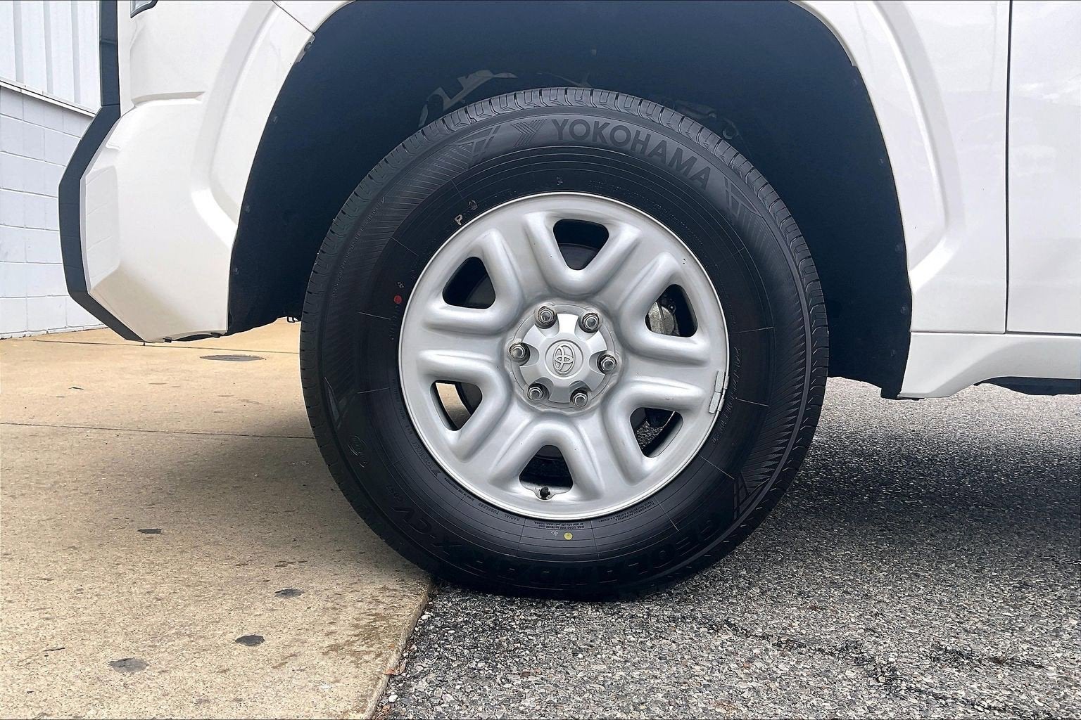 2023 Toyota Tundra SR