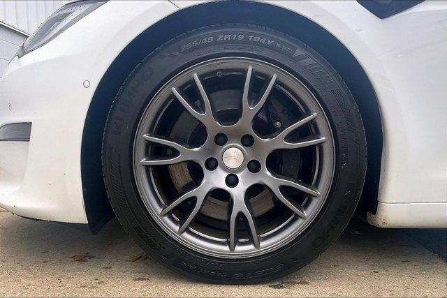 2021 Tesla Model S Plaid