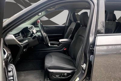 2022 Jeep Grand Cherokee L Laredo LUXURY TECH PKG