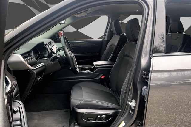 2022 Jeep Grand Cherokee L Laredo LUXURY TECH PKG