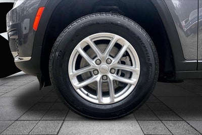 2022 Jeep Grand Cherokee L Laredo LUXURY TECH PKG