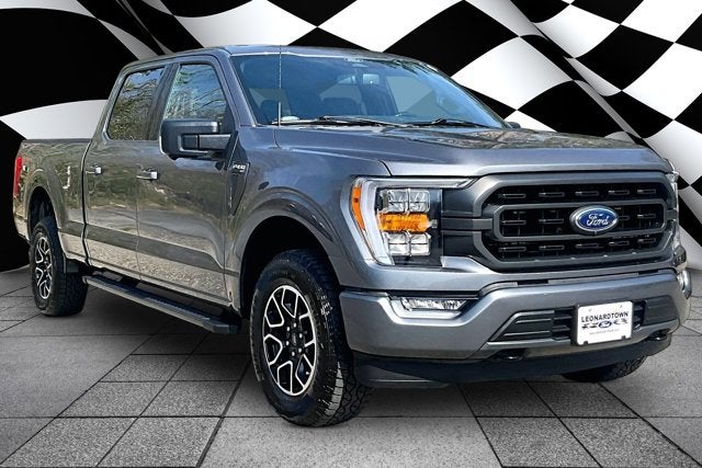 2022 Ford F-150 XLT V8 SPORT FX4 LONG BED