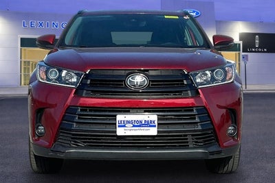 2019 Toyota Highlander SE