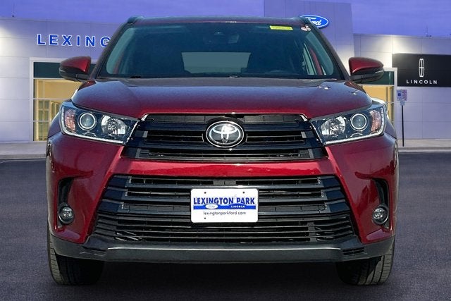 2019 Toyota Highlander SE