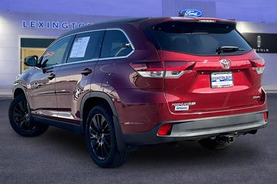 2019 Toyota Highlander SE