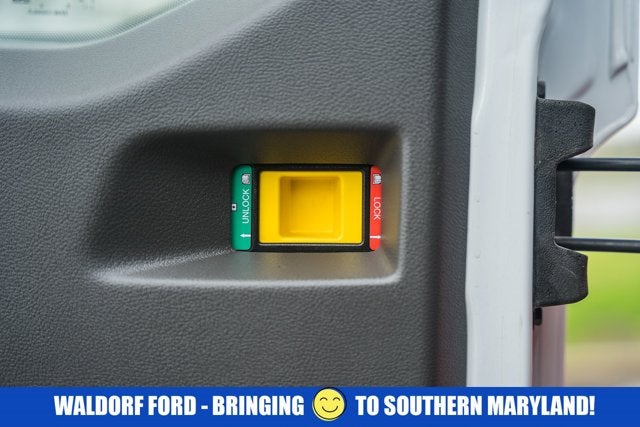 2023 Ford Transit Passenger Wagon 350