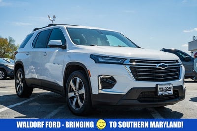 2023 Chevrolet Traverse LT Leather