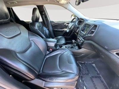 2022 Jeep Cherokee Latitude Lux