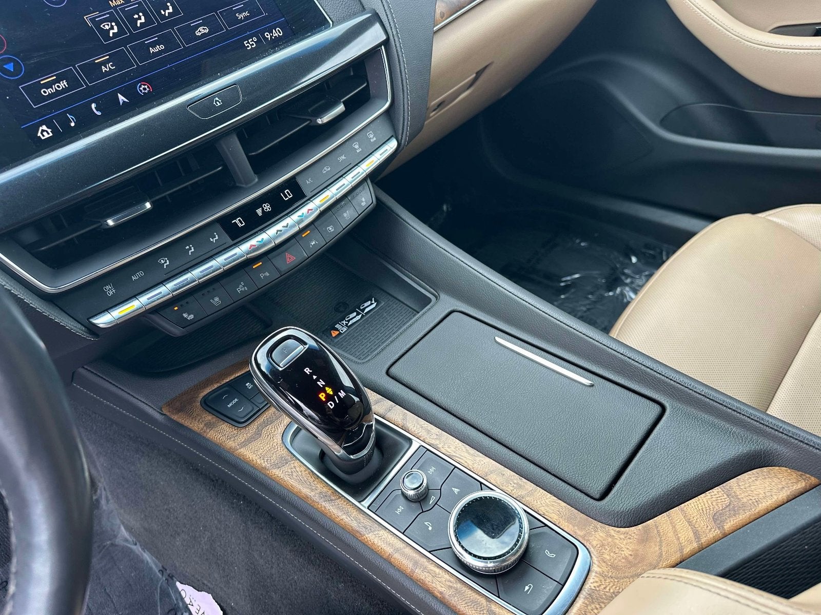 2022 Cadillac CT5 Premium Luxury