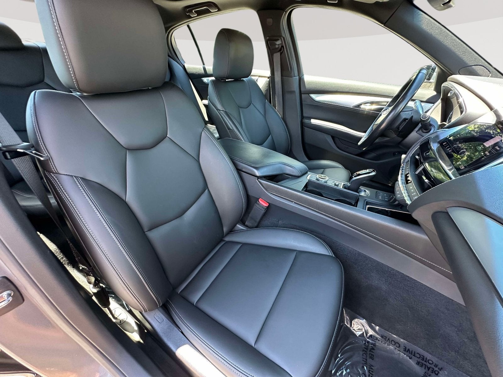 2022 Cadillac CT5 Luxury
