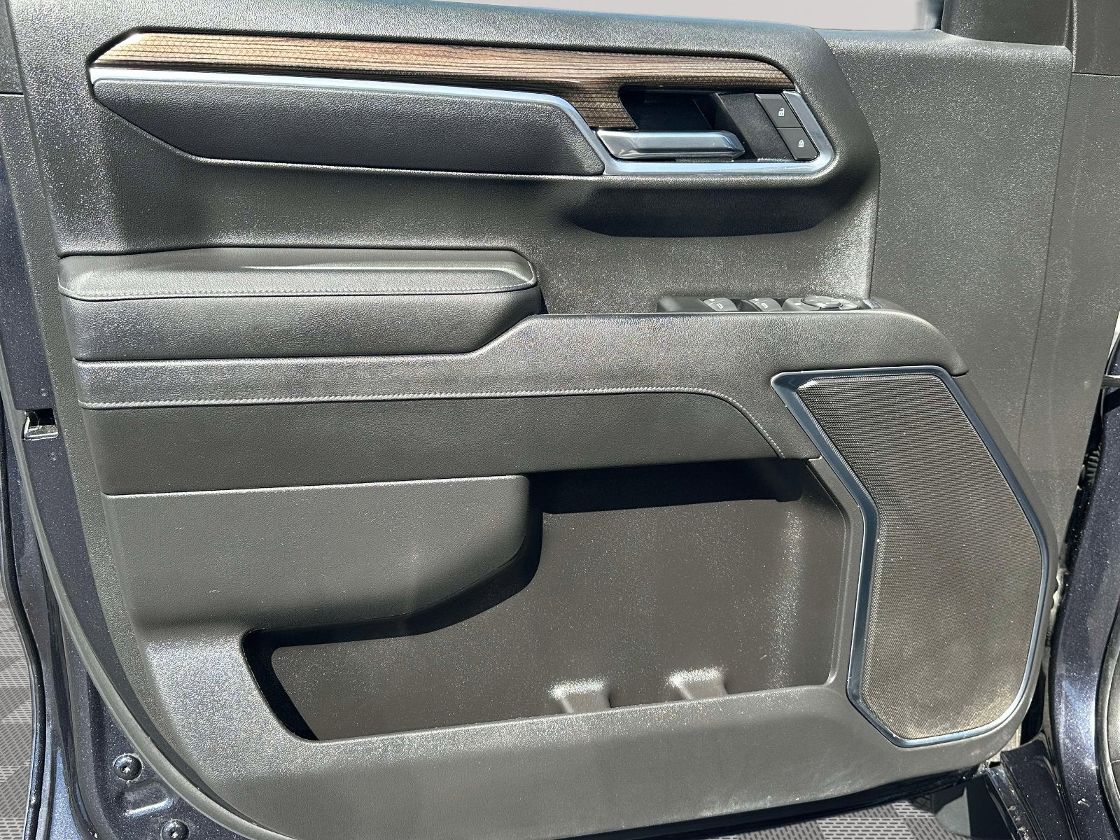 2022 Chevrolet Silverado 1500 LT (2FL)