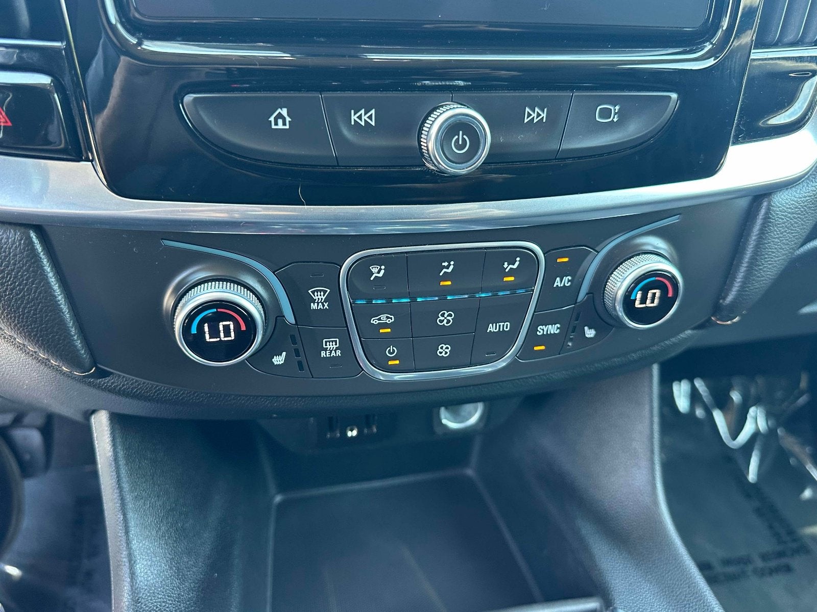 2019 Chevrolet Traverse LT Cloth
