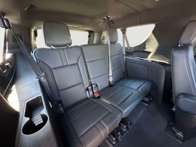 2023 Chevrolet Suburban RST