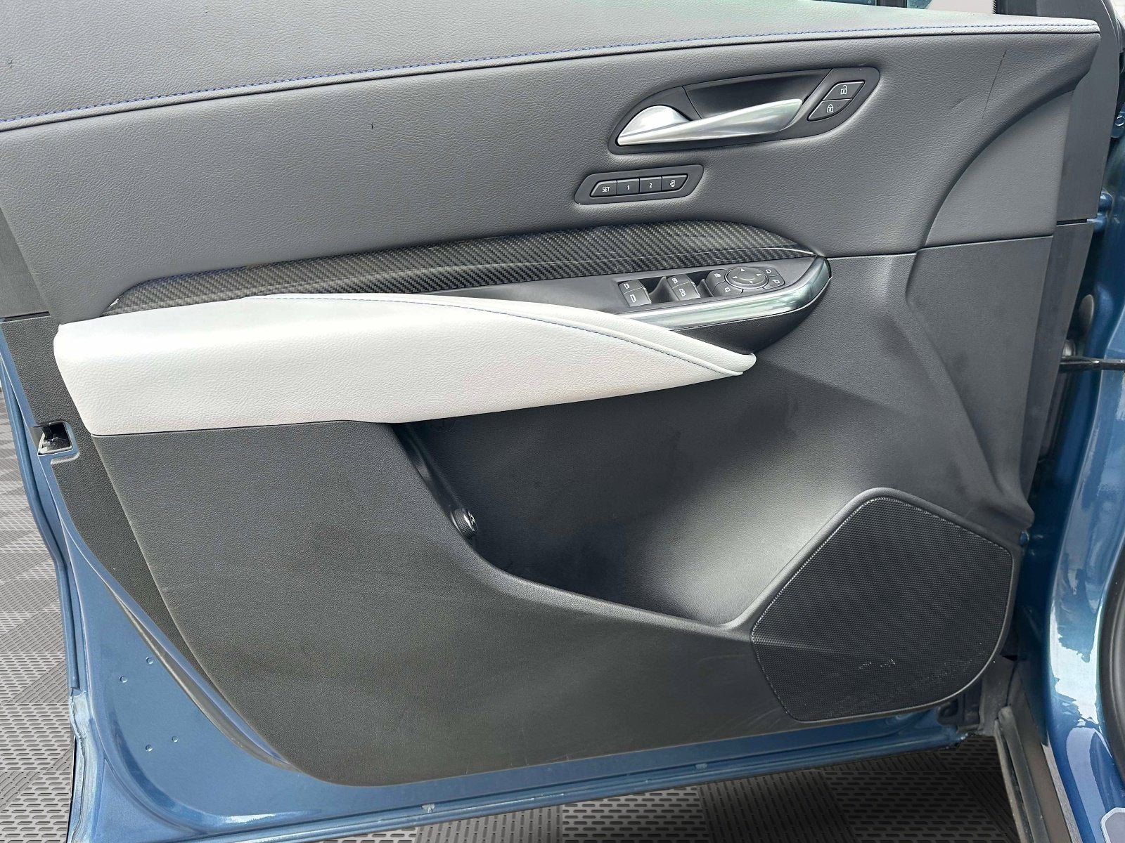 2025 Cadillac XT4 Sport