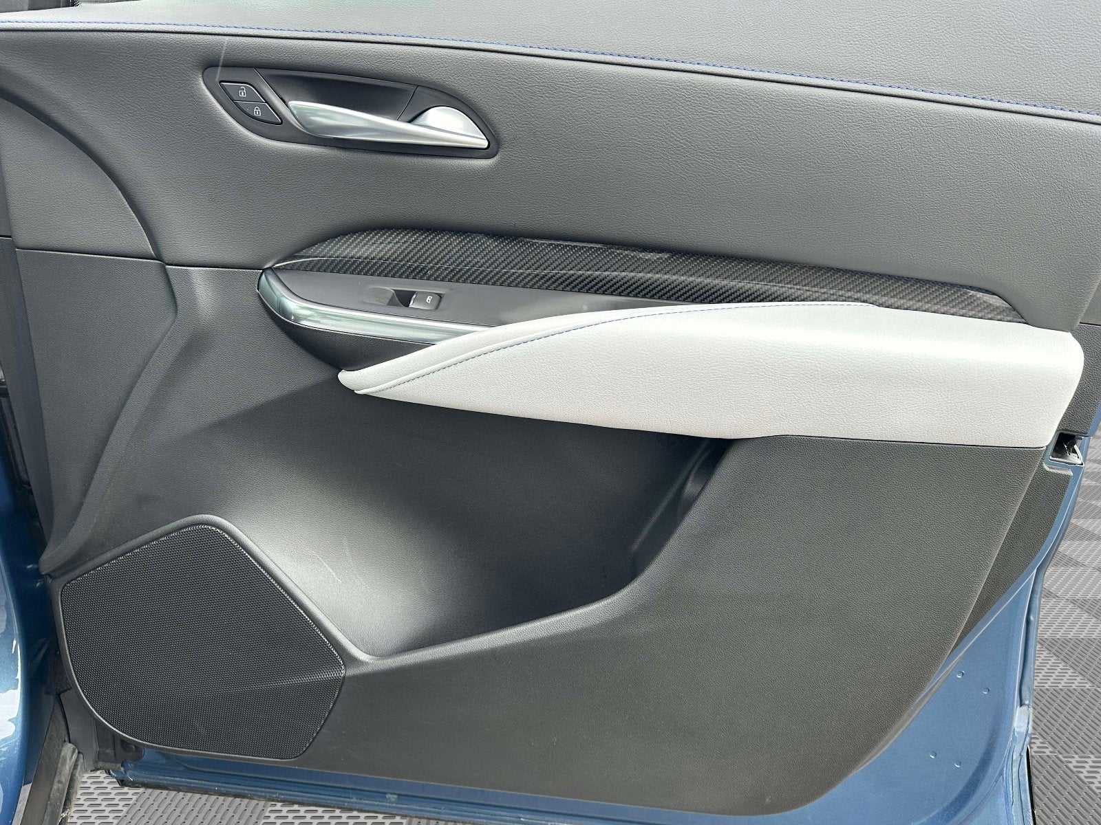 2025 Cadillac XT4 Sport