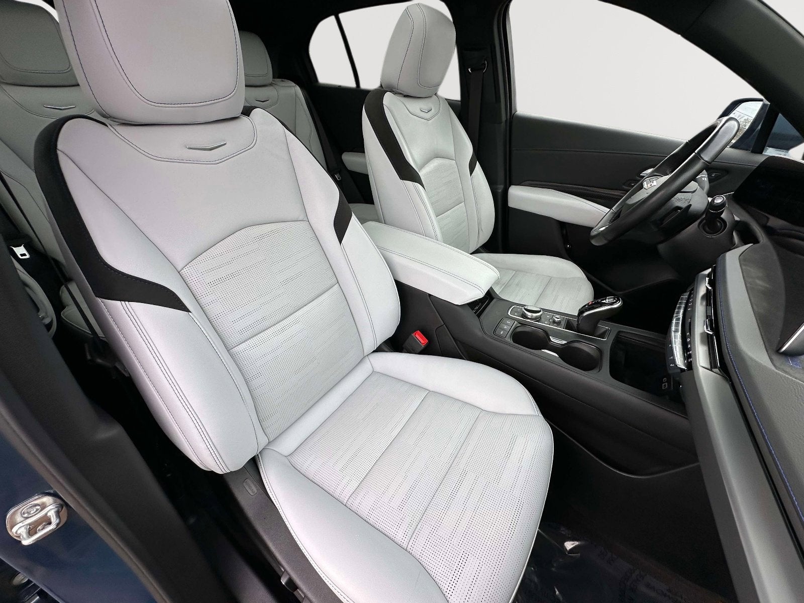 2025 Cadillac XT4 Sport