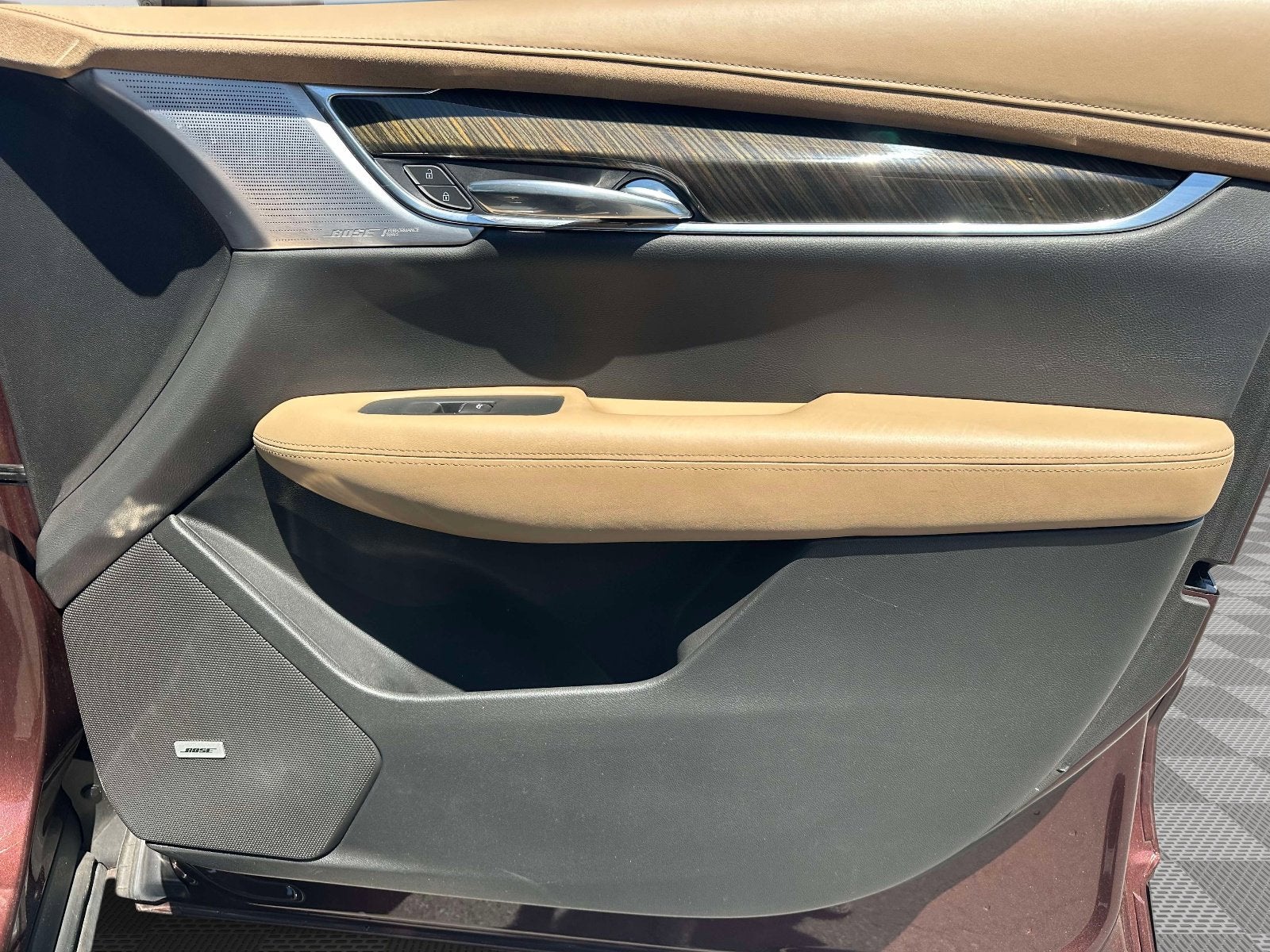 2023 Cadillac XT6 Sport