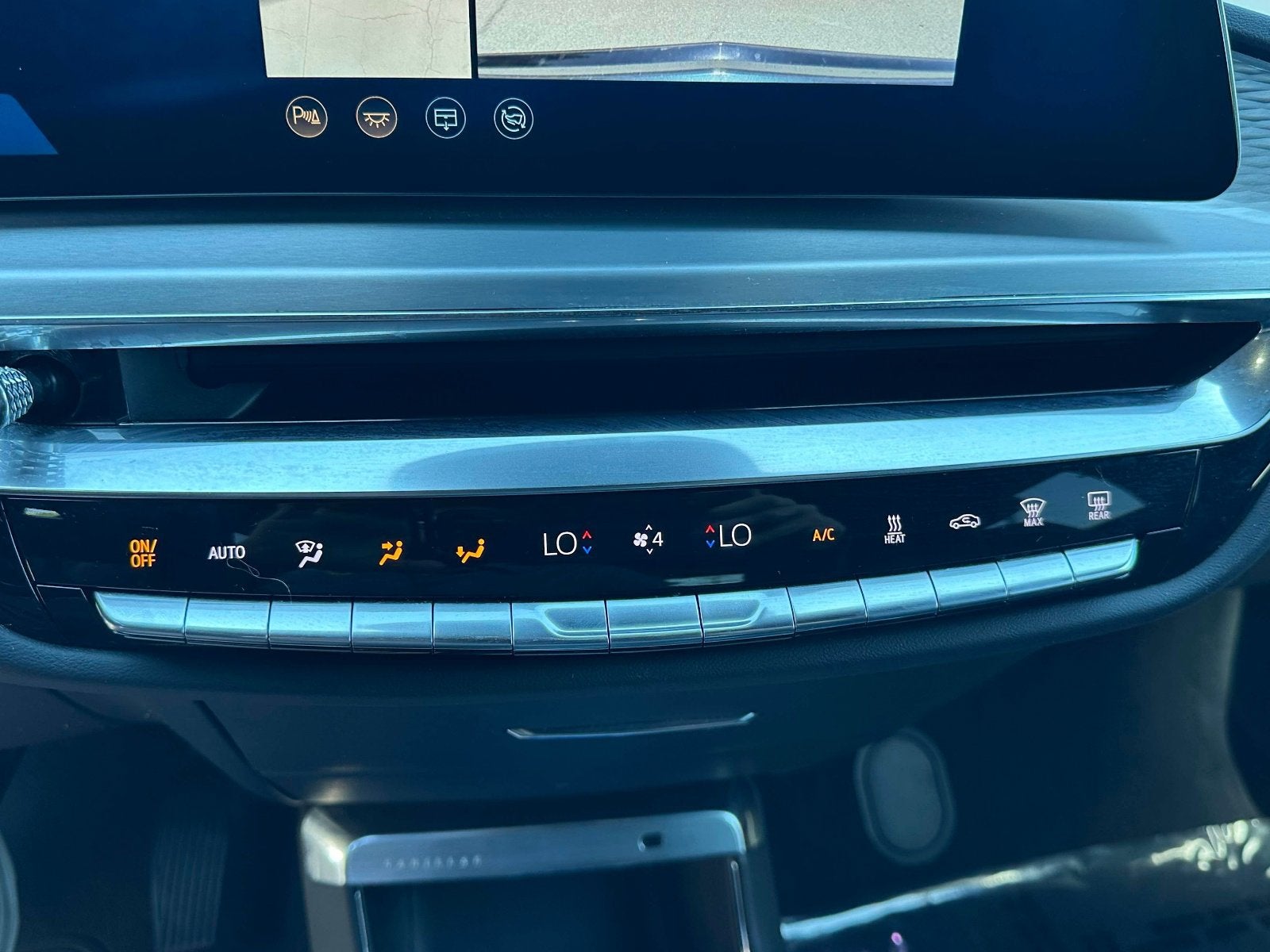 2024 Cadillac LYRIQ Sport 2