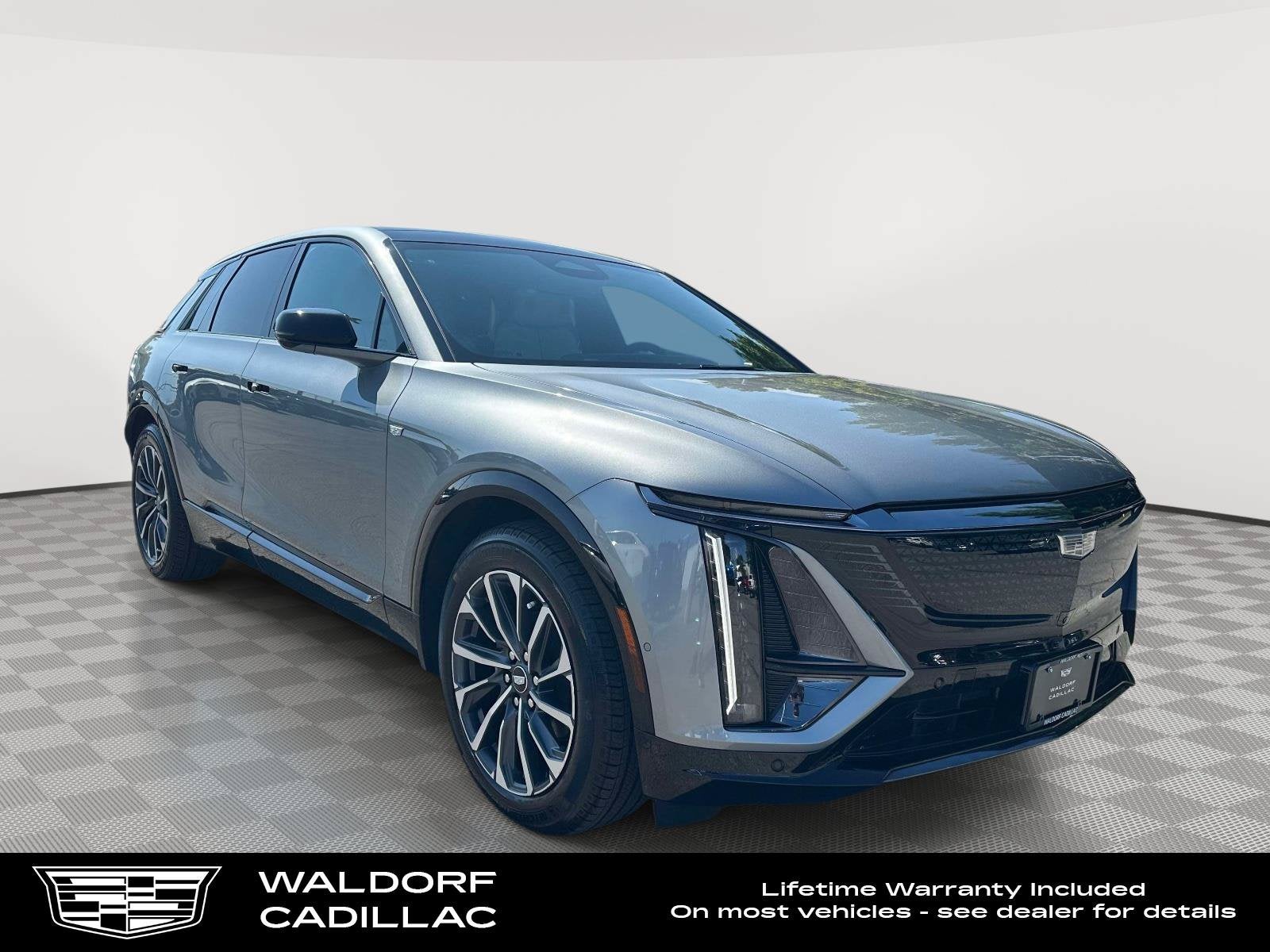 2024 Cadillac LYRIQ Sport 2