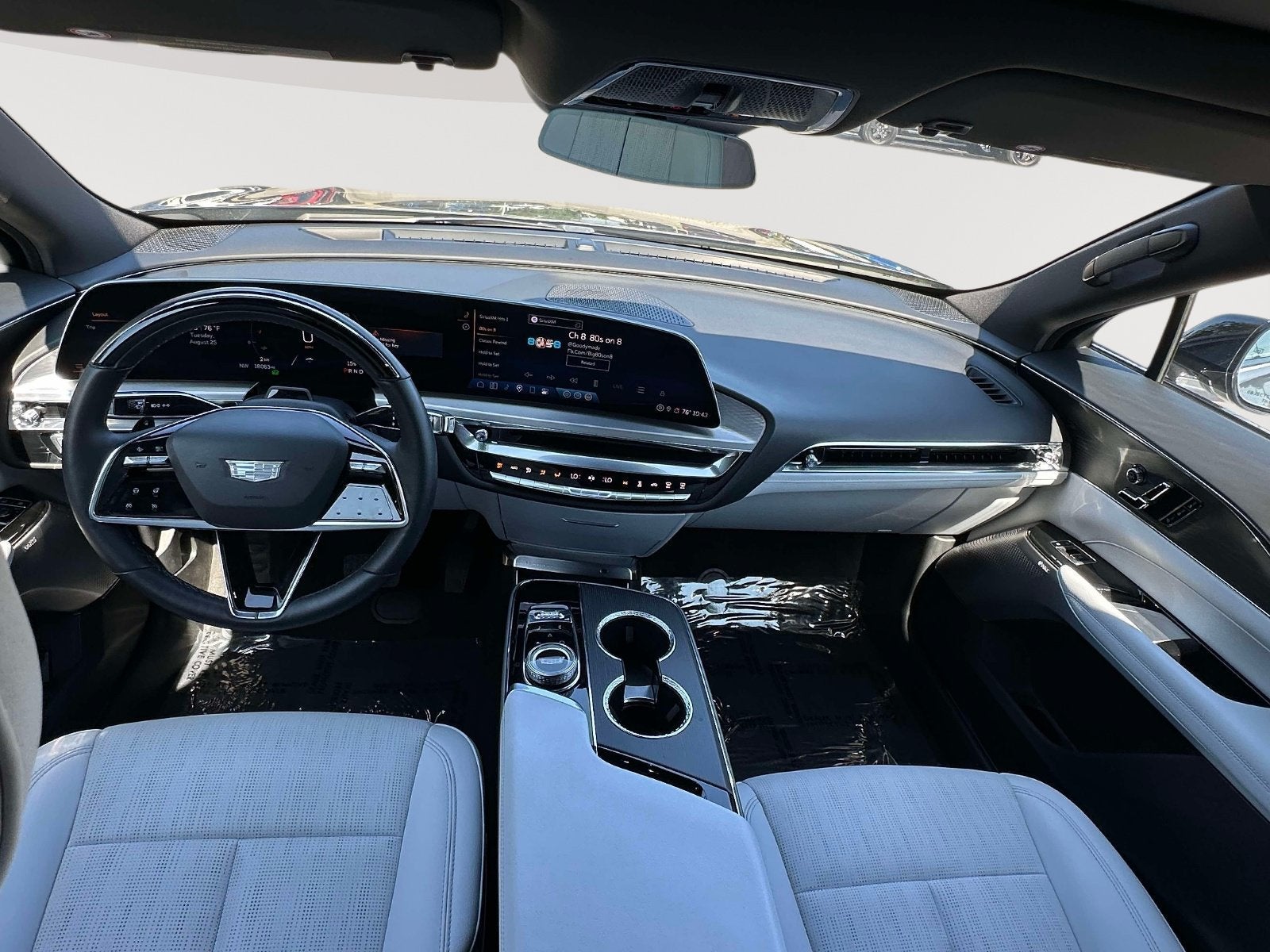 2024 Cadillac LYRIQ Sport 2