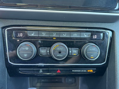 2023 Volkswagen Atlas 3.6L V6 SEL R-Line Black