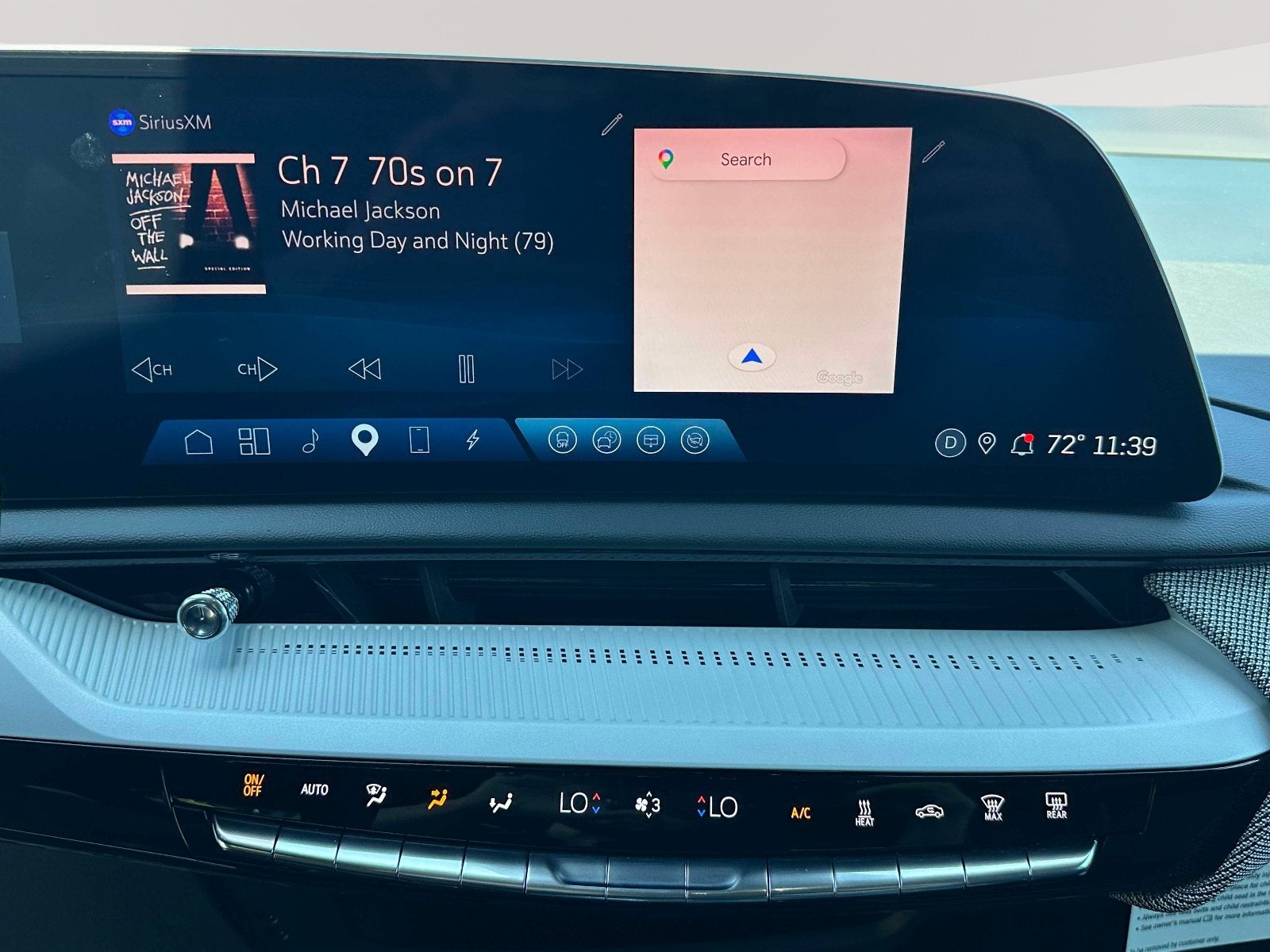 2025 Cadillac OPTIQ Sport 2