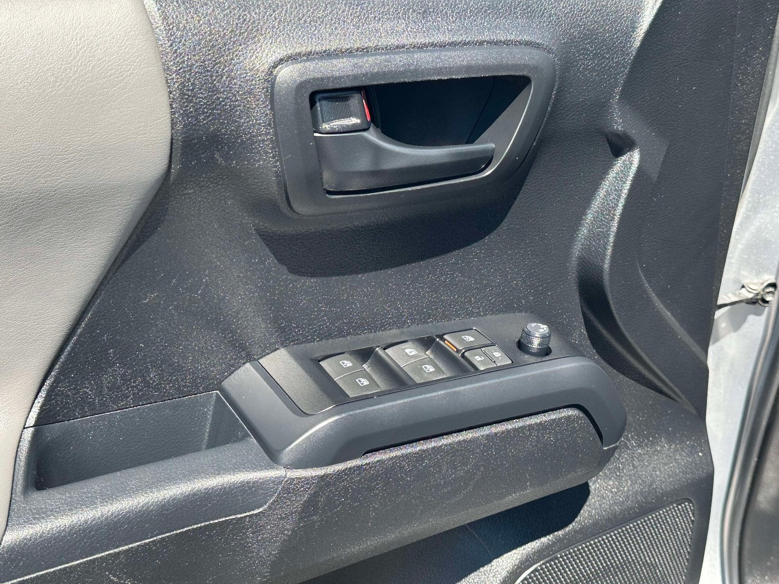 2022 Toyota Tacoma 2WD SR