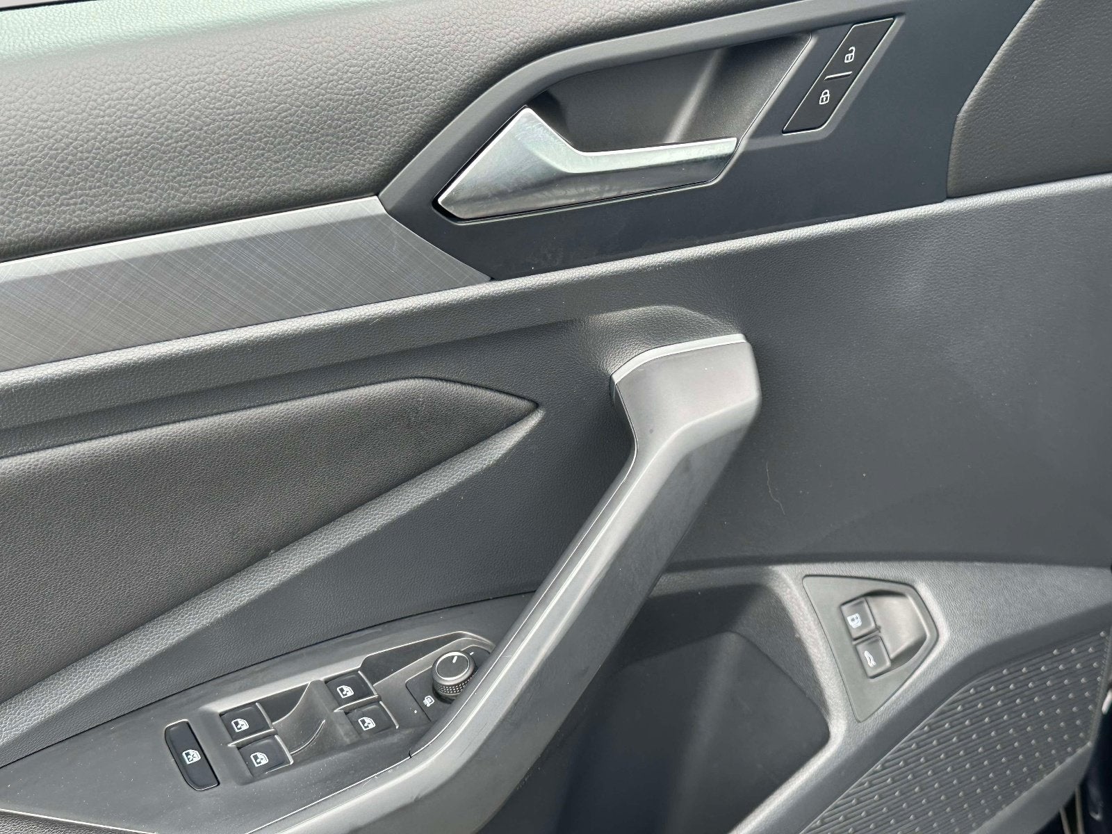 2023 Volkswagen Jetta SE