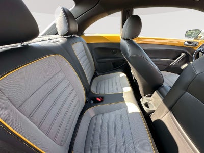 2016 Volkswagen Beetle 1.8T Dune