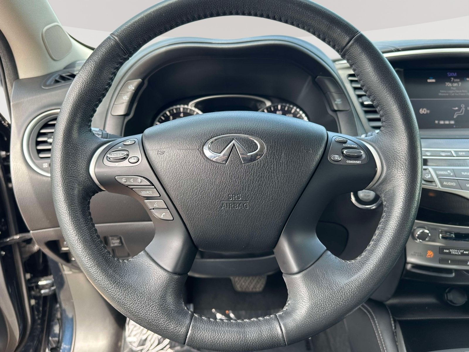2017 INFINITI QX60 Base