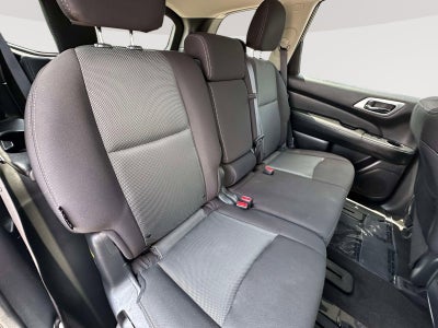 2020 Nissan Pathfinder S