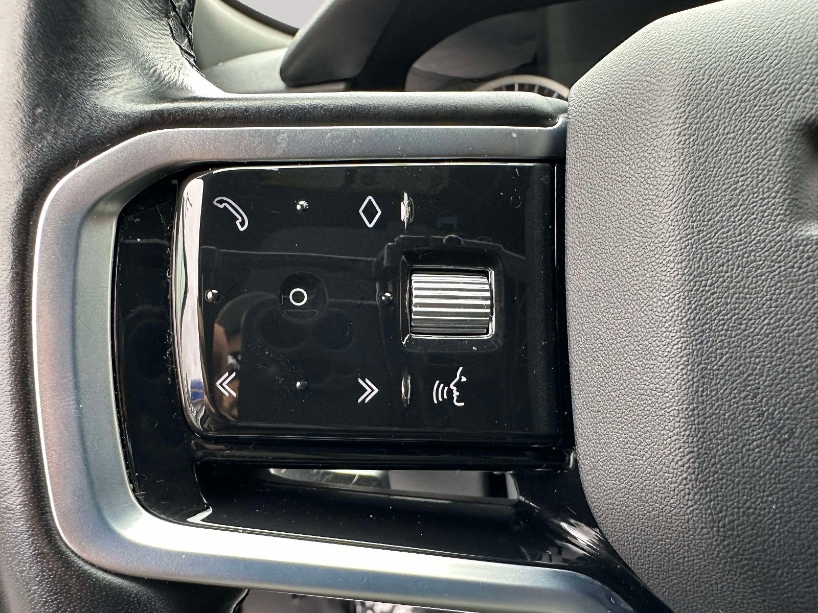 2022 Land Rover Range Rover Velar S