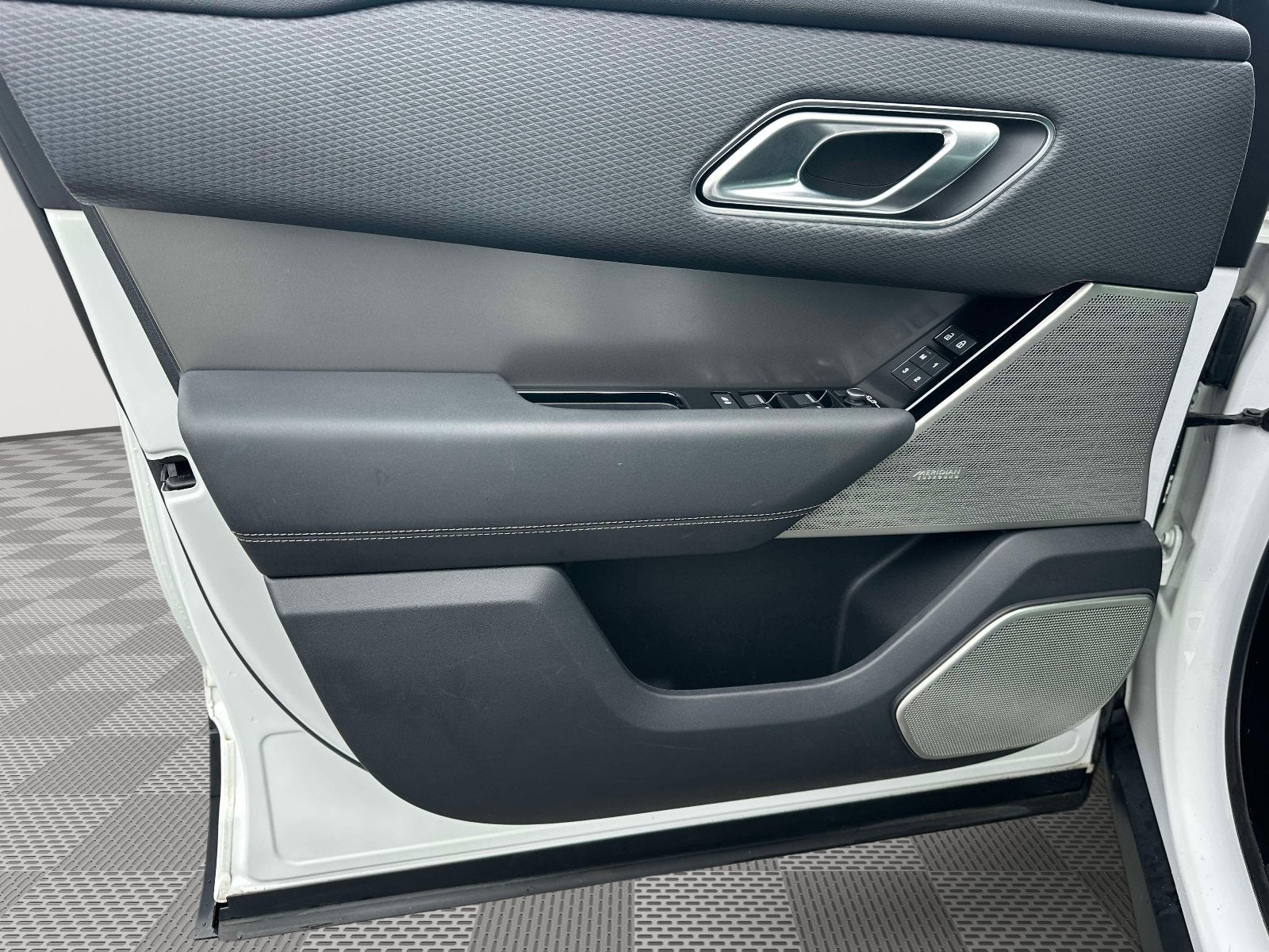 2022 Land Rover Range Rover Velar S