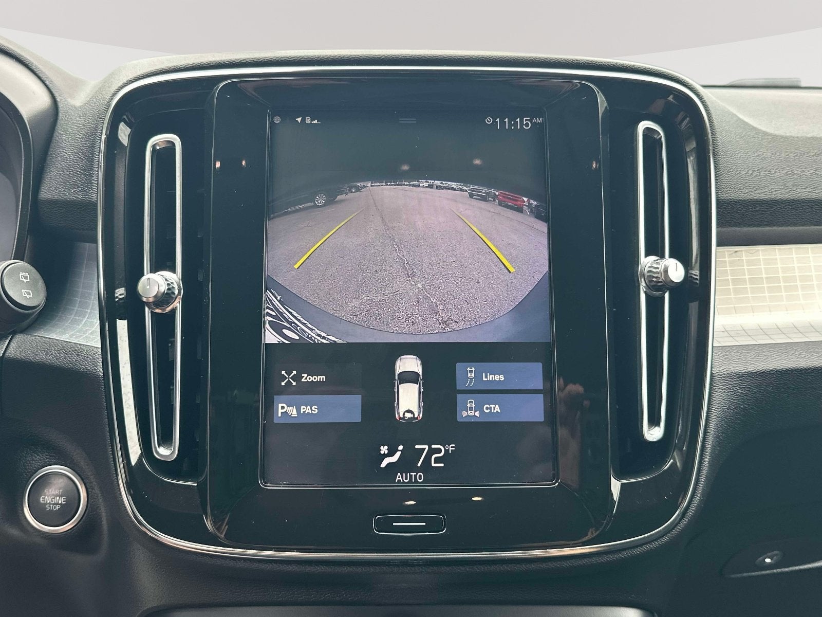 2020 Volvo XC40 Momentum