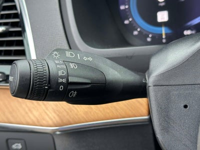 2024 Volvo XC90 Plus Bright Theme