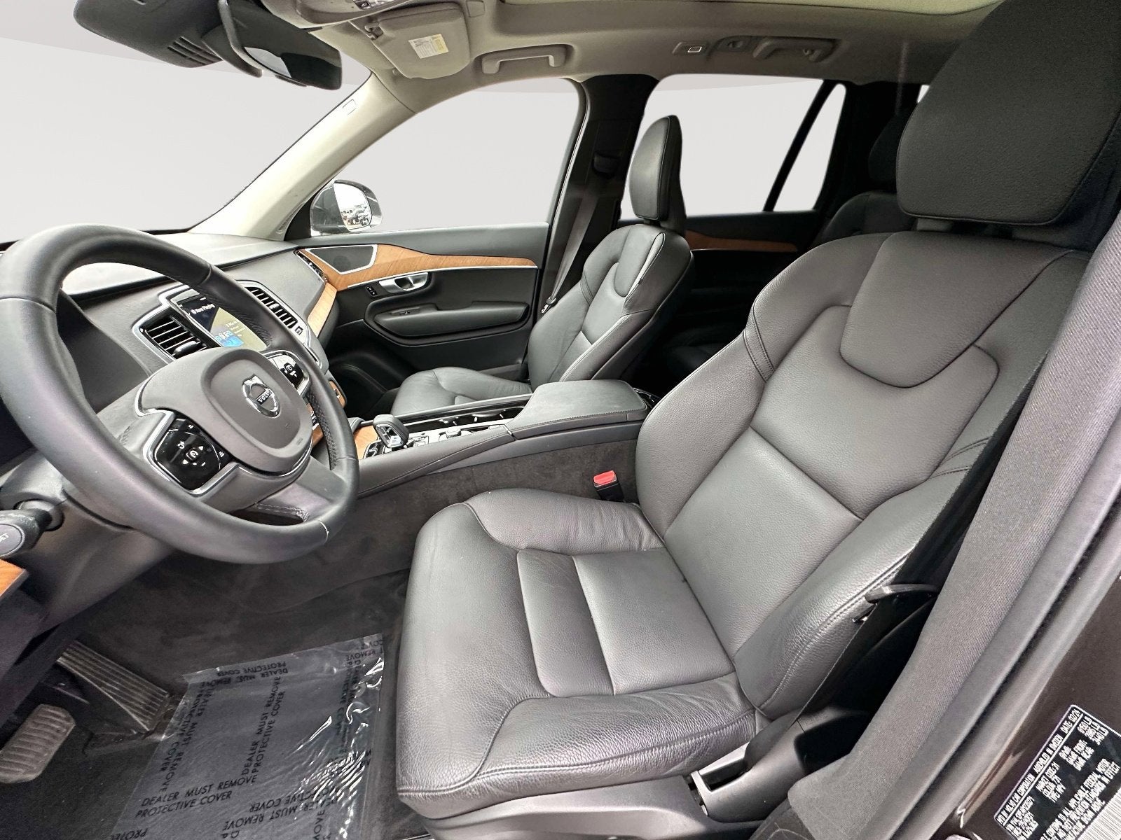 2024 Volvo XC90 Plus Bright Theme